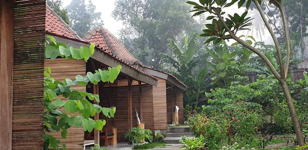 Villa Kayu Yogyakarta Exteriör bild