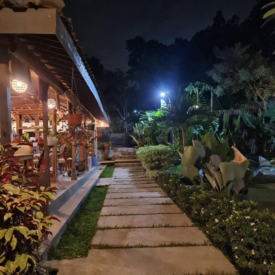 Villa Kayu Yogyakarta Exteriör bild
