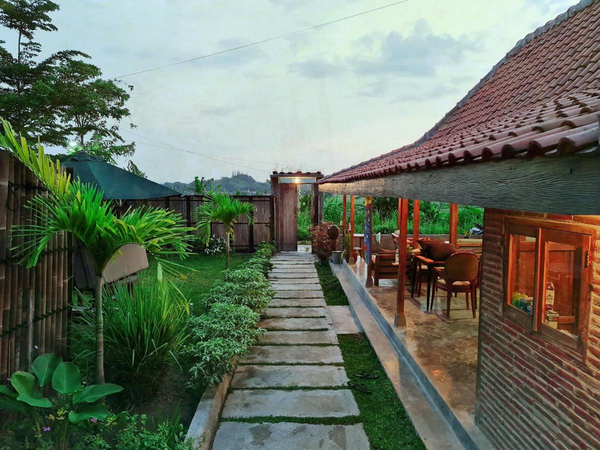 Villa Kayu Yogyakarta Exteriör bild